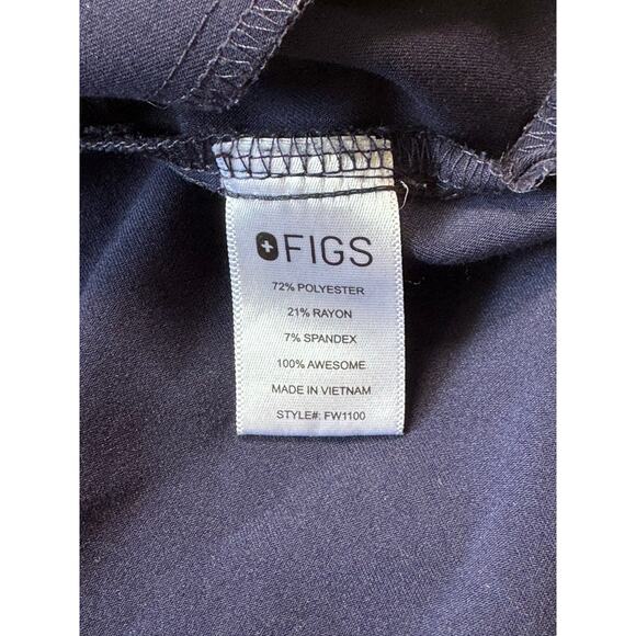 FIGS CASMA 2 pocket Scrubs Top; Technical Collection; Size L; Navy Blue - Picture 7 of 8
